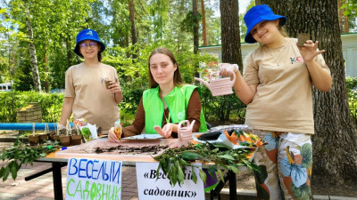 &laquo;Тин-лига у руля!&raquo;: как подростки организовали масштабный День железнодорожных профессий