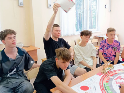 Платформа №7 Наследники железнодорожной славы в лагере "Сосновый бор"