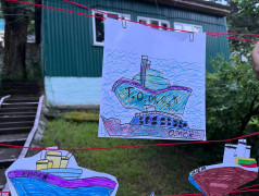 Морские пейзажи: юные художники ДОЛ &laquo;Зелёный огонёк&raquo; нарисовали свои первые корабли