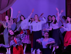 Волшебство «Алых парусов»: яркий вожатник в лагере «Маяк»! 