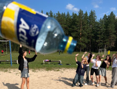 Первый день в лагере: эмоции вскипели, как в котелке на костре, а лето поймали на ладошку!