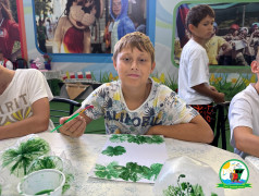 Творческие эксперименты в ДОЛ &laquo;Зелёный огонёк&raquo;: как создать шедевр с помощью обычного пакета