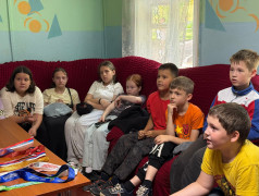 Когда легенда говорит с детьми: встреча с чемпионами в День физкультурника